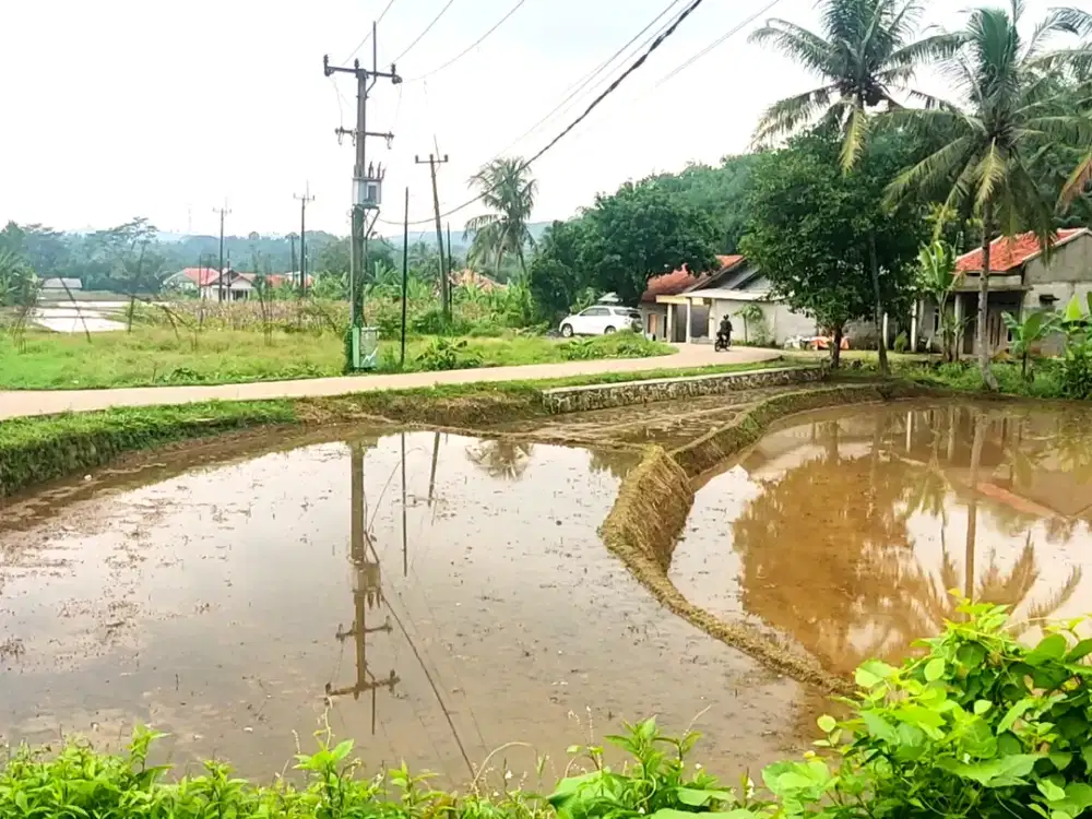 Dijual B.U Tanah SHM nempel jalan cor desa Rabak Rumpin