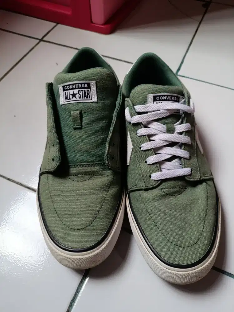 Dijual sepatu borongan Converse, Adidas dan vans