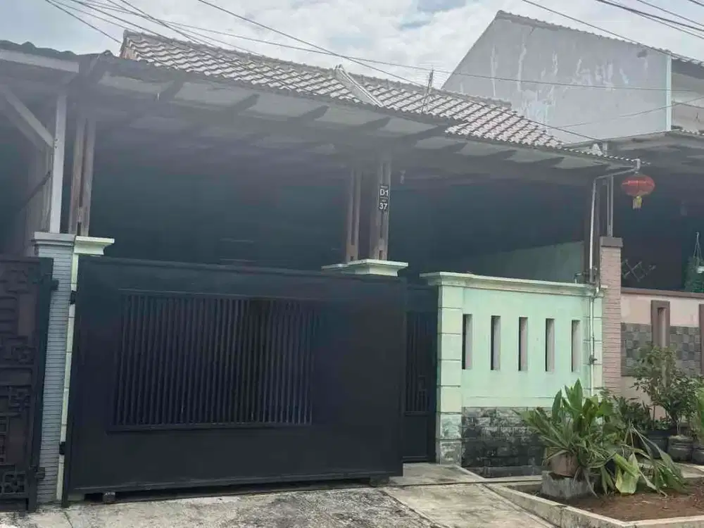 Dijual rumah murah siap huni di Perumahan Simprug di Poris Kota Tangerang!