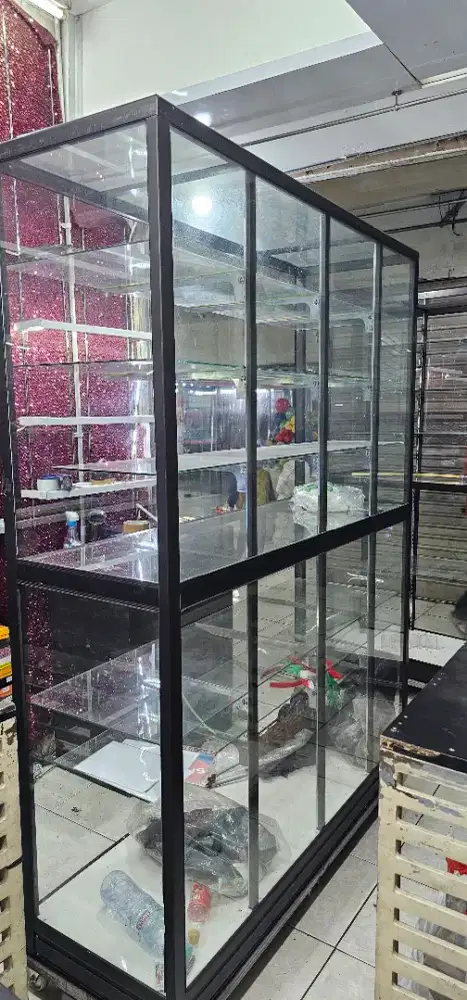 DI JUAL ETALASE TINGGI DAN PENDEK