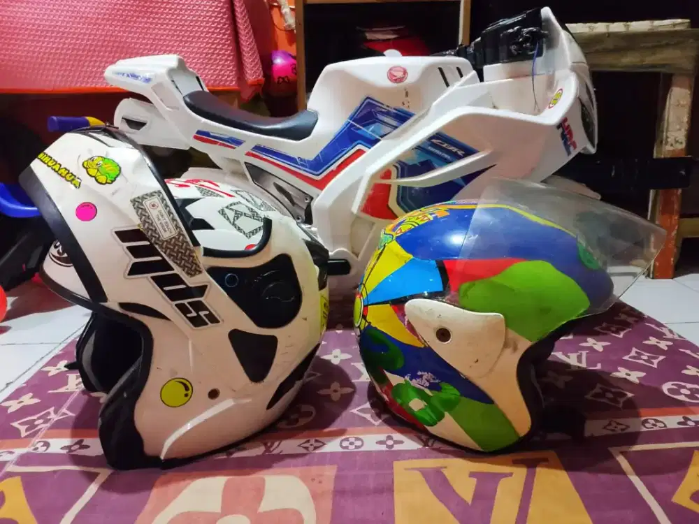 Helm Sepasang 
MDS Modular Pro Rider & GM Evolution.