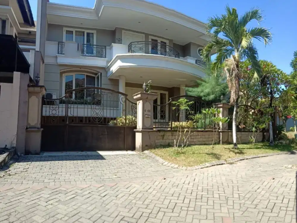 Rumah 2 Lantai Bagus HGB di Graha Famili Classic Siap Huni