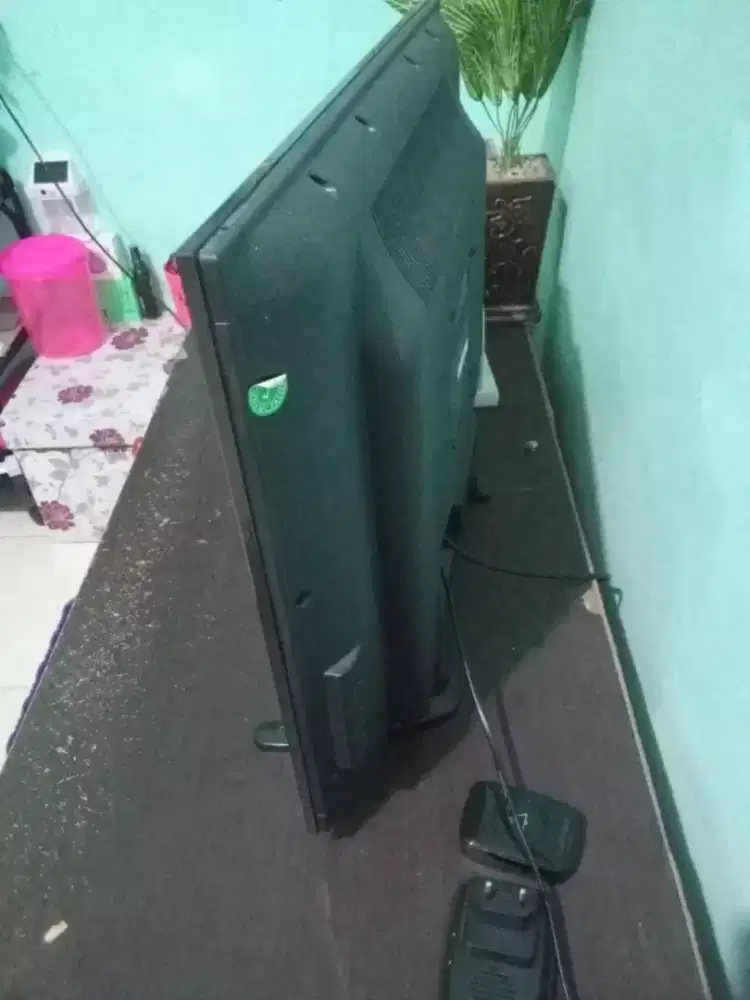 Jual tv digital 21in normal bagus