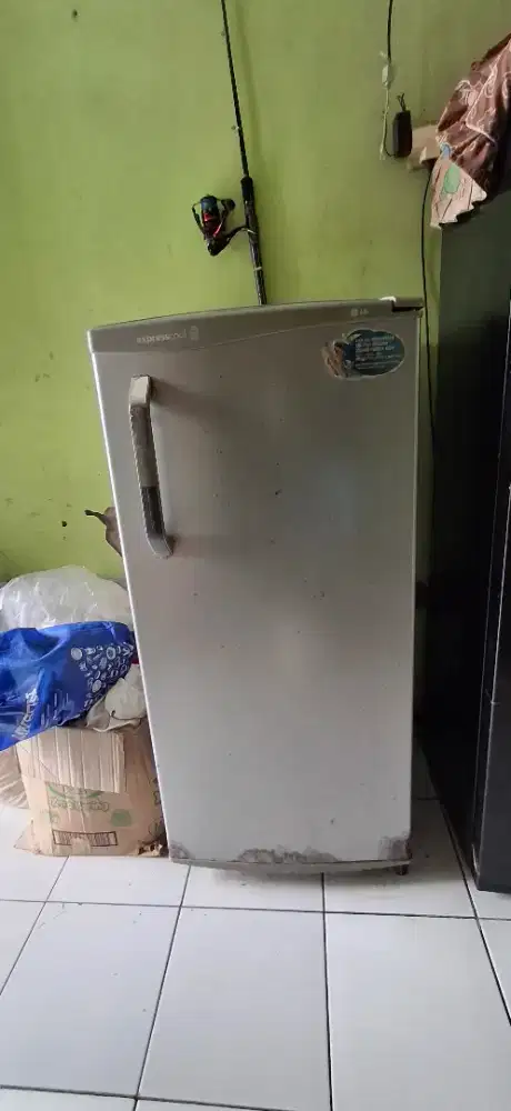 Di jual Kulkas merk LG 1pintu