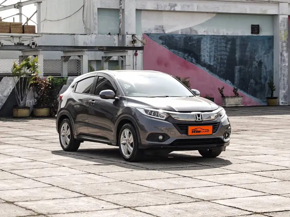 HONDA HRV S CVT METIC 2018 (Facelift)