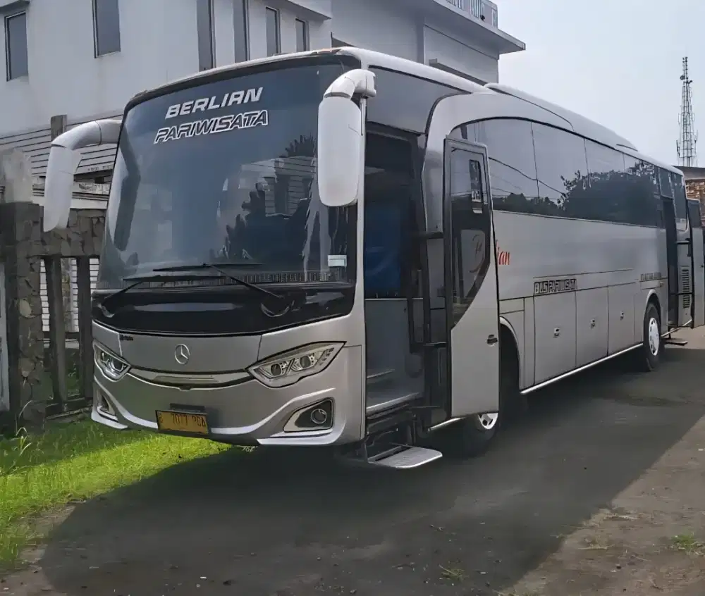 Mercedes Benz OH 1526 Tahun 2011 Adi Putro