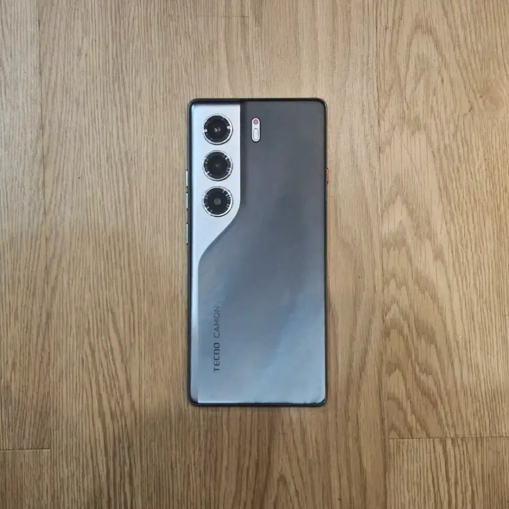 TECNO Camon 40 – 8/256GB Unit Only Mulus