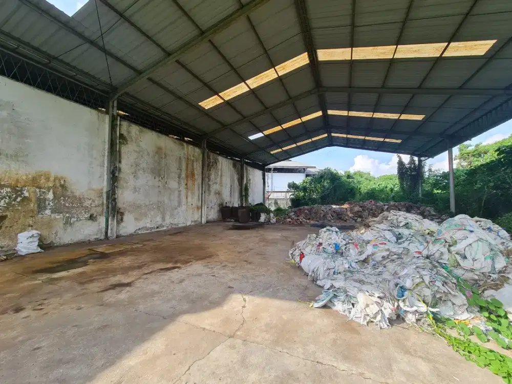 Disewakan gudang kalijaten taman dkt kletek akses cont 40ft