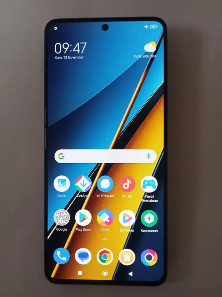 Xiomi Poco X6 5G 12+4 / 256 Mulus