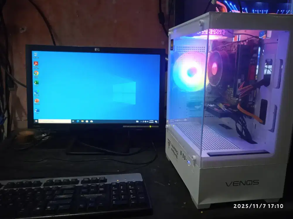 PC Gaming Core i3 Gen 6 Ram 8 Gb Ssd + Hdd vga 2 Gb Monitor 19 inch