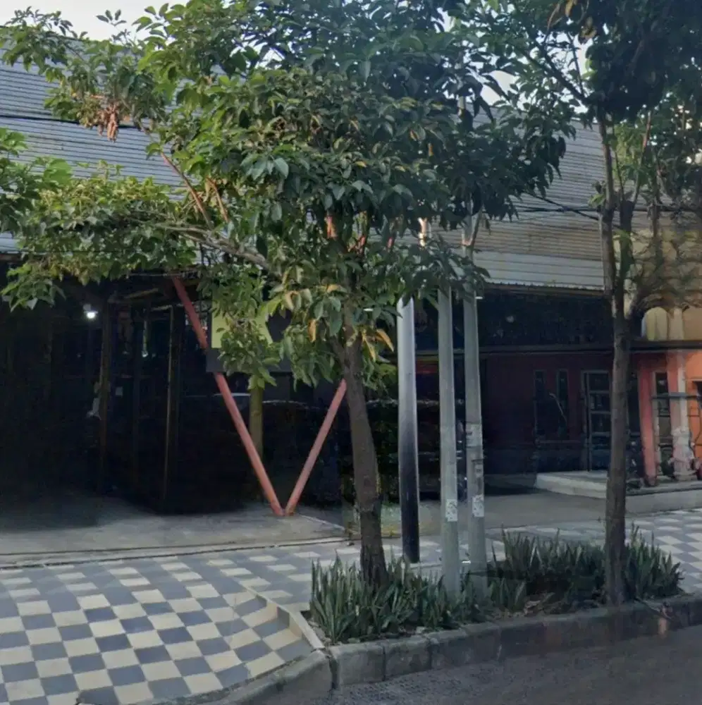 RUMAH MAYJEN SUNGKONO
Lokasi Strategis untuk Usaha