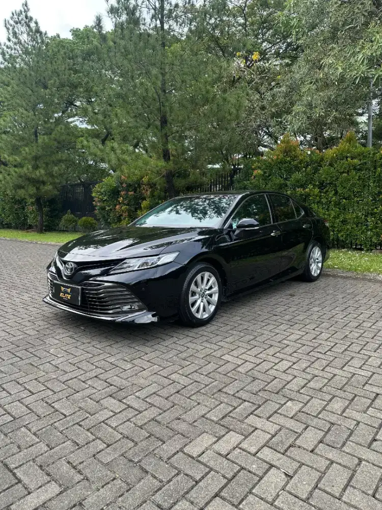Toyota Camry 2.5V 2020