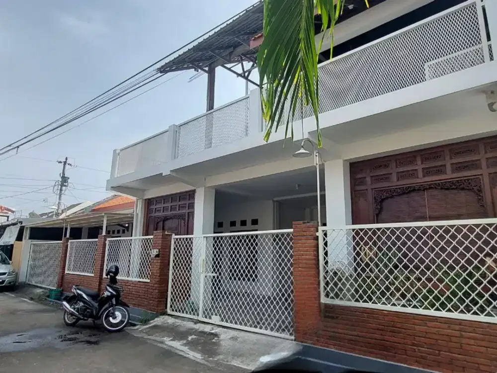 Rumah Bagus 216 m2 dekat Universitas Muhamadiyah Solo, Gumpang, Kartasura, Solo