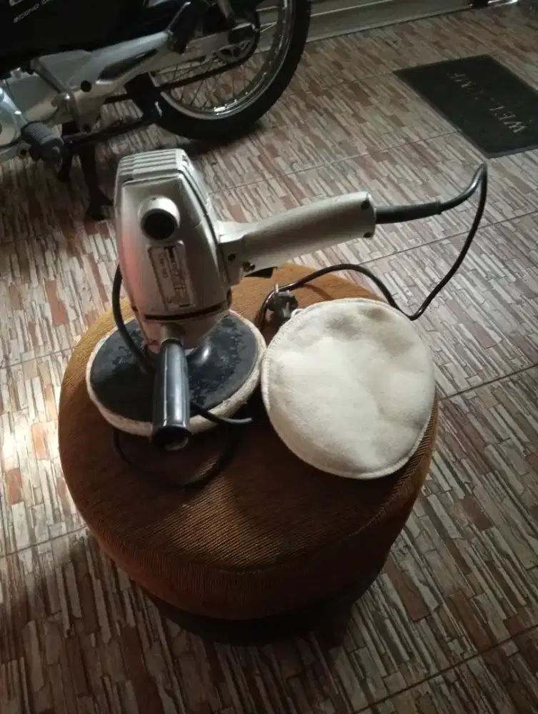 Mesin poles buat mobil dan motor