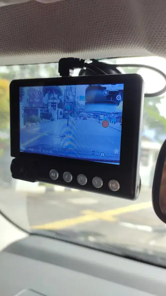 DASHCAM MOBIL MERK CARGOOS T1 , SD CARD 64 GB