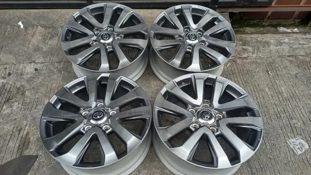 di jual velg land cruiser zignus r20 original kondisi mulus