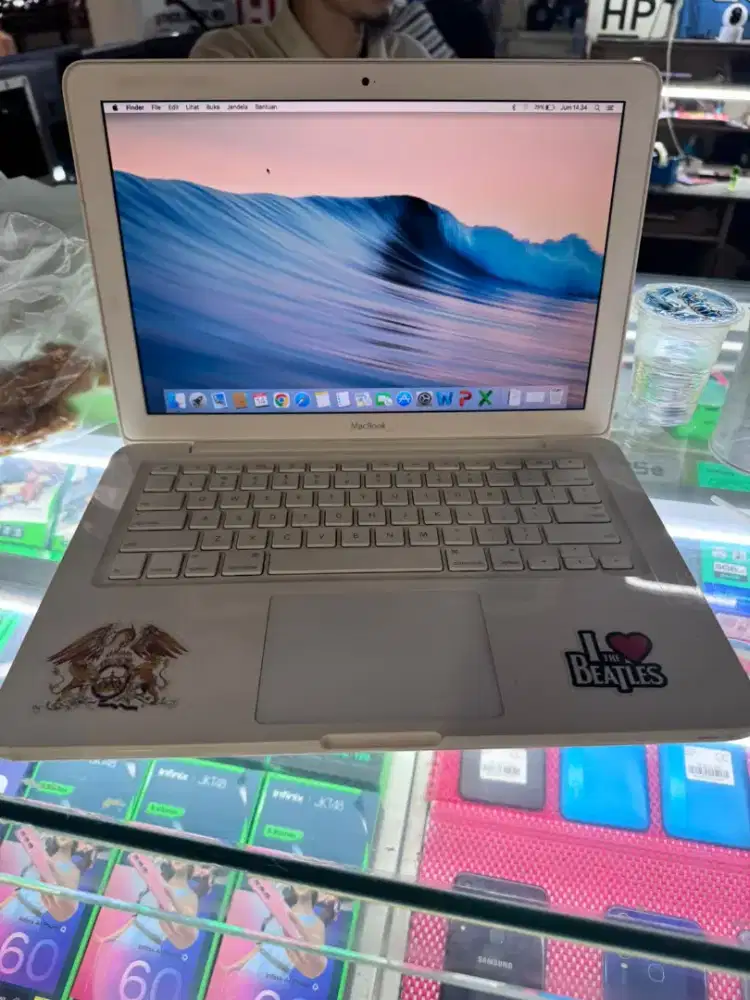 Macbook pro 2009 siap pakai