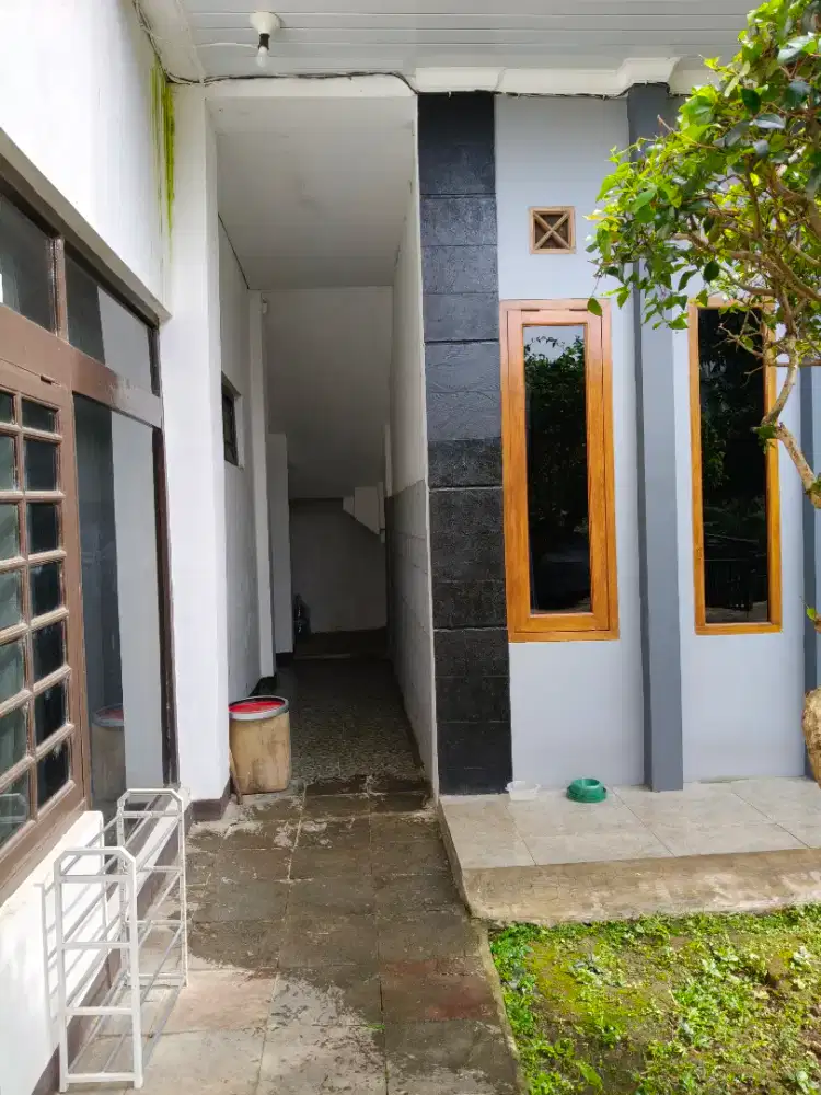 Sewa rumah luas kota Bandung