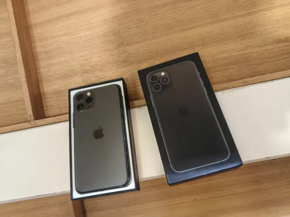 Iphone 11 pro max 256gb satu murni baru