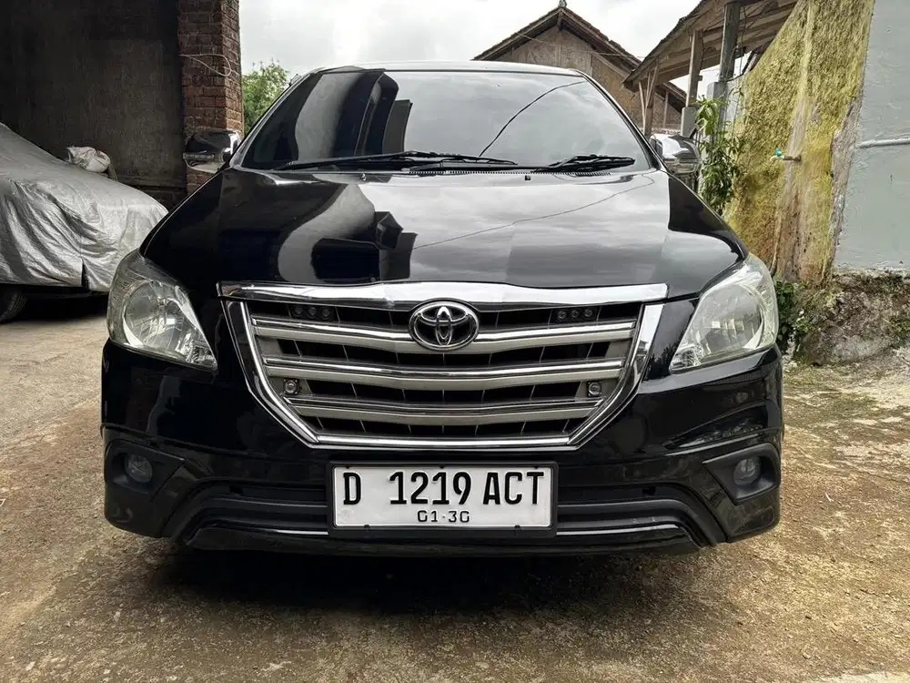 Jual mobil kijang innova diesel