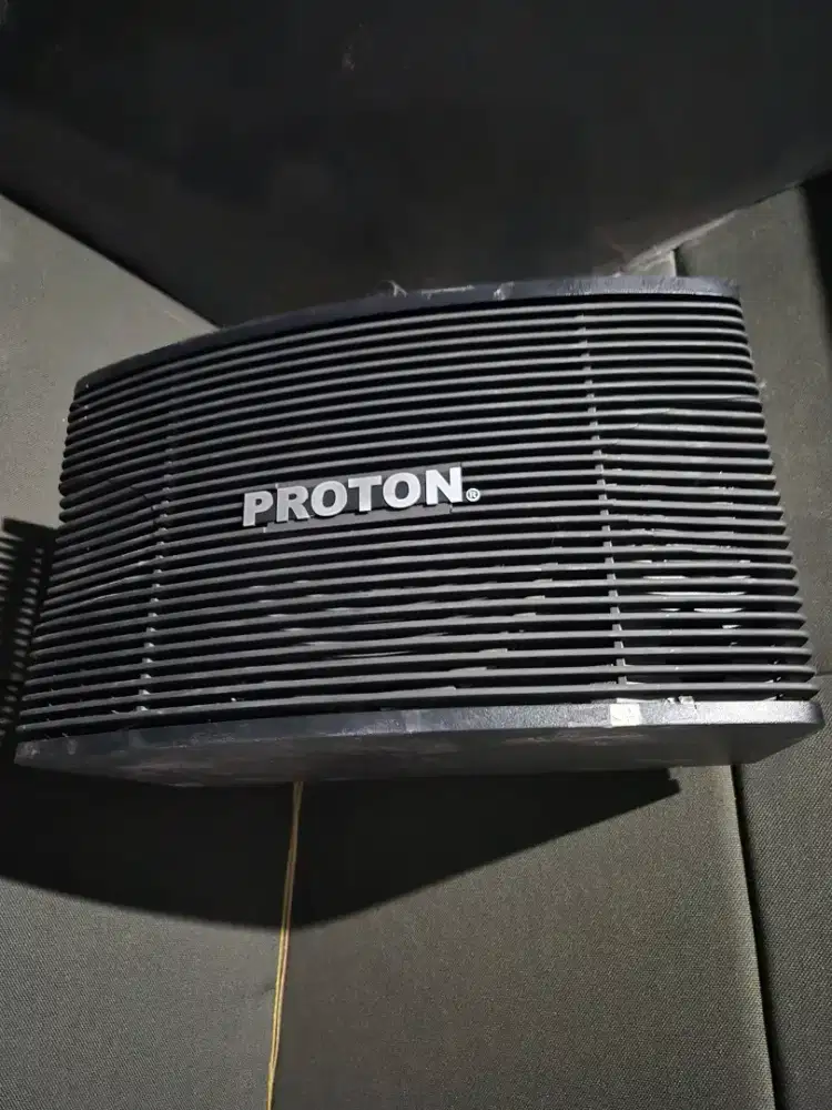 Di jual sisa stok speker speaker proton pasif tembok dinding sepasang