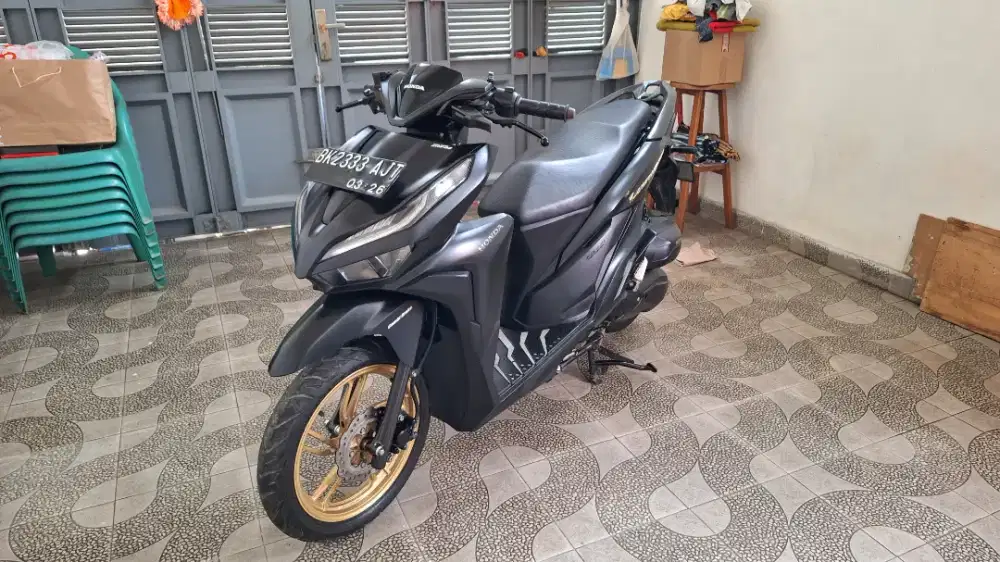 HONDA VARIO 150 CBS ISS BLACK MATE