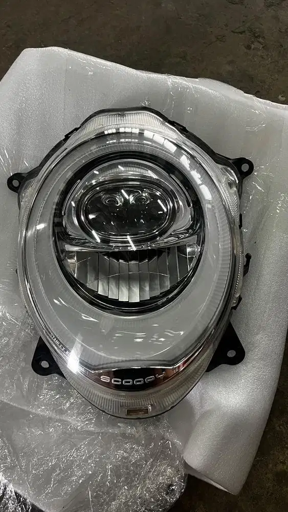 Lampu depan scoopy gen 5