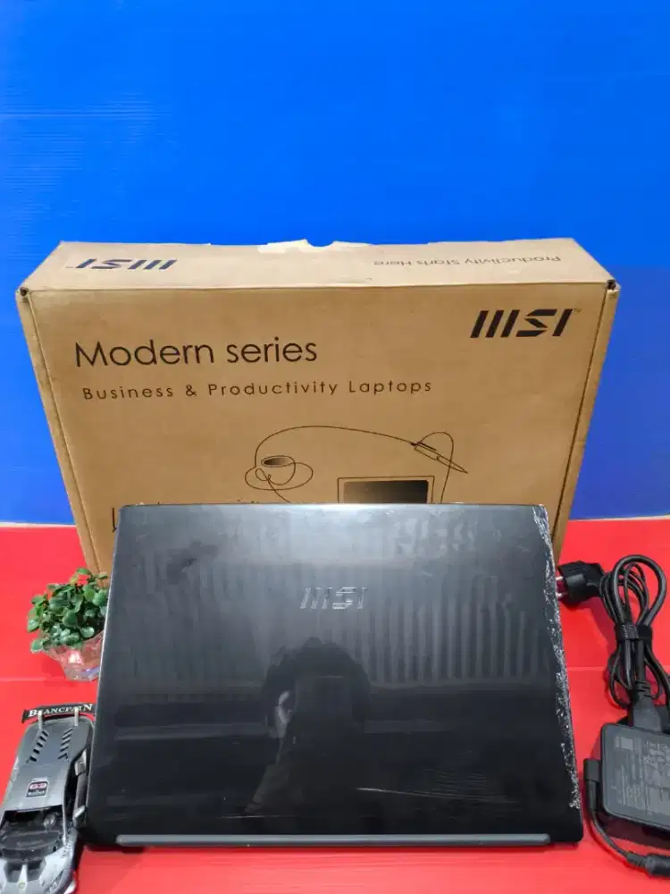 Laptop MSI MODERN GEN 11 RAM 8Gb SSD 512GB