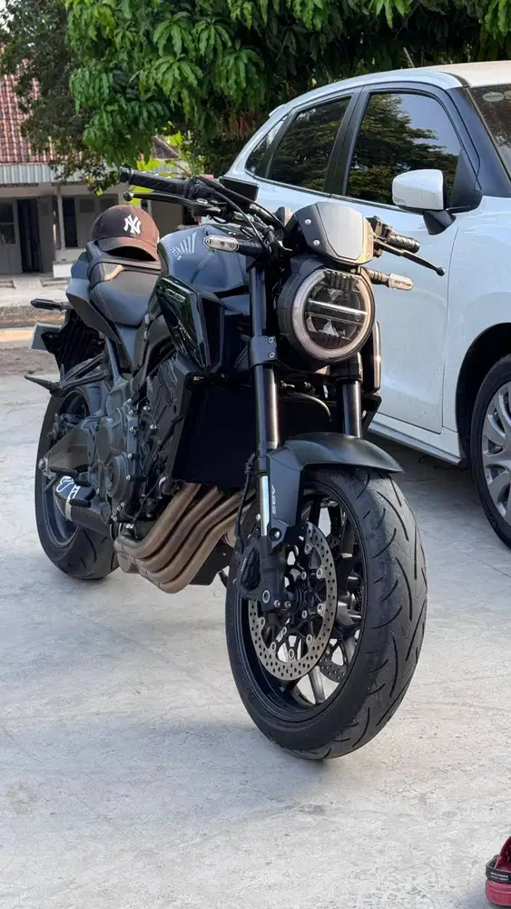 Honda CB650R 2024 Like New
