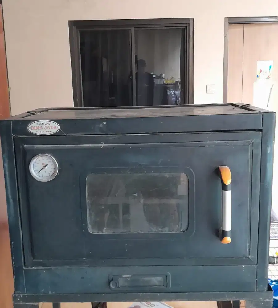 Dijual Oven bekas (gas)