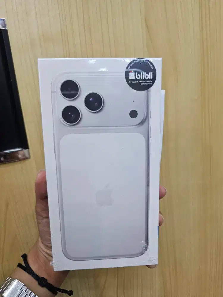 Apple iphone 17 pro max 256gb silver garansi resmi