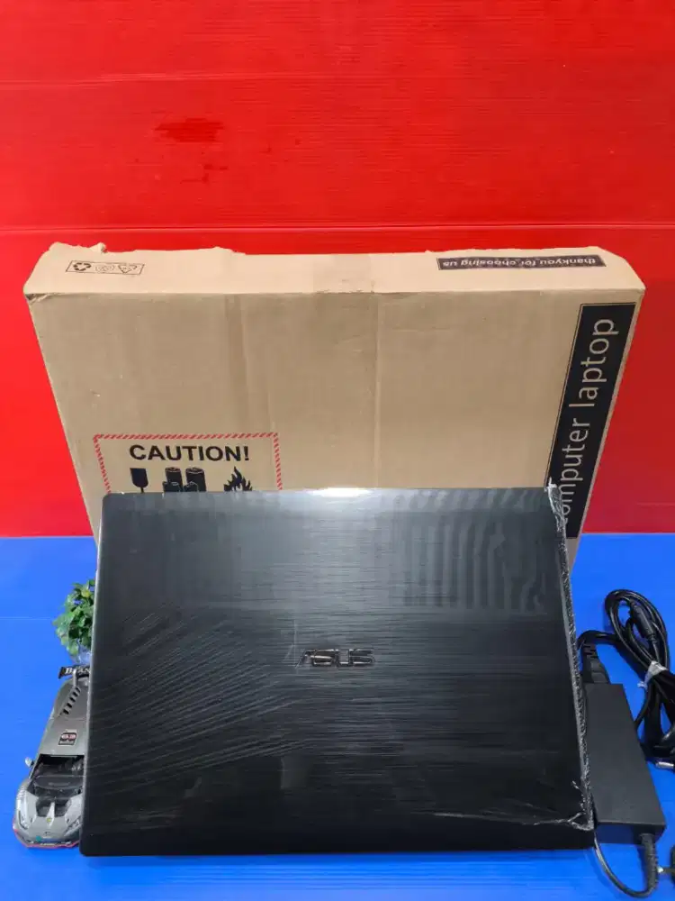 Laptop Gaming Desain Asus Pro P440UQ DUAL VGA NVIDIA