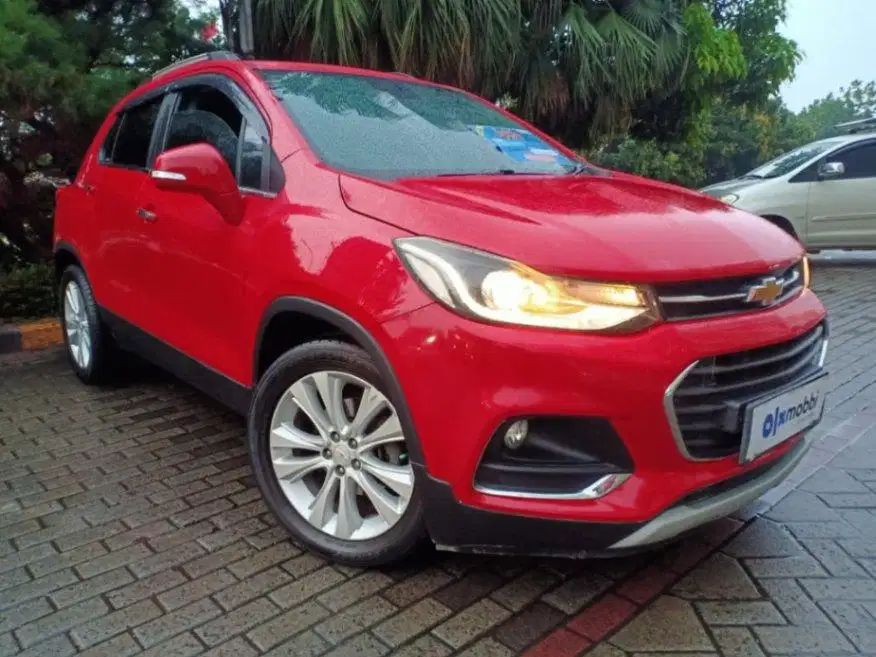 DP RENDAH Chevrolet Trax 1.4 Premier Bensin-AT 2018 FIM B