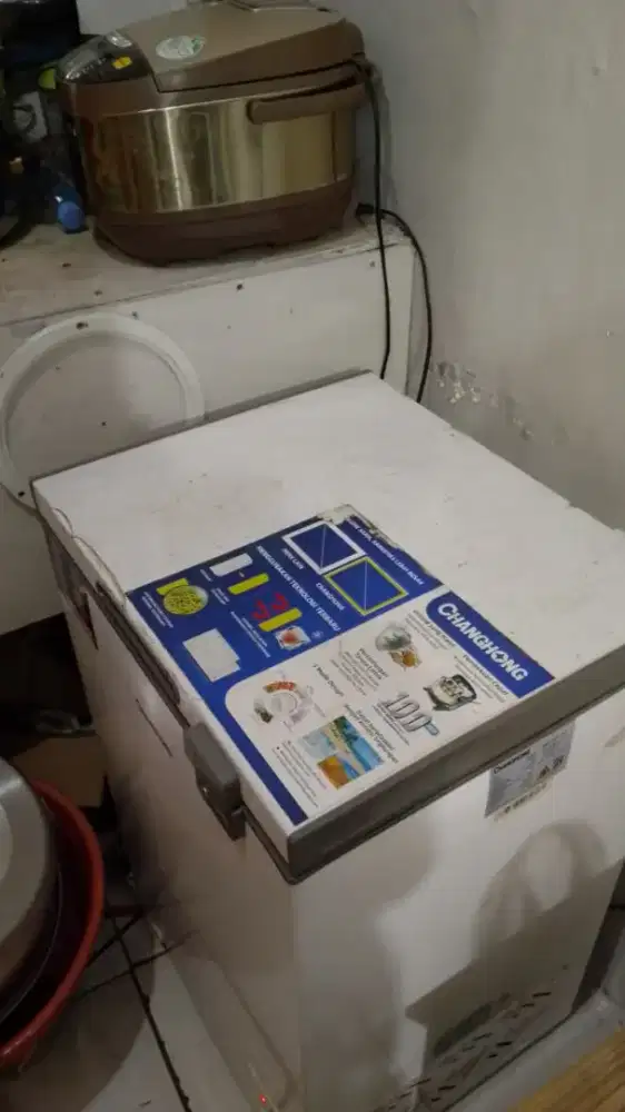Jual Freezer kondisi bekas dan masih bagus Merk Changkong