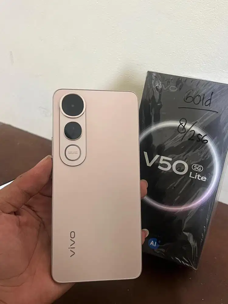 Vivo v50 lite 8/256