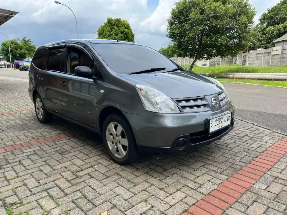 Nissan GrandLivina SV Manual 2010