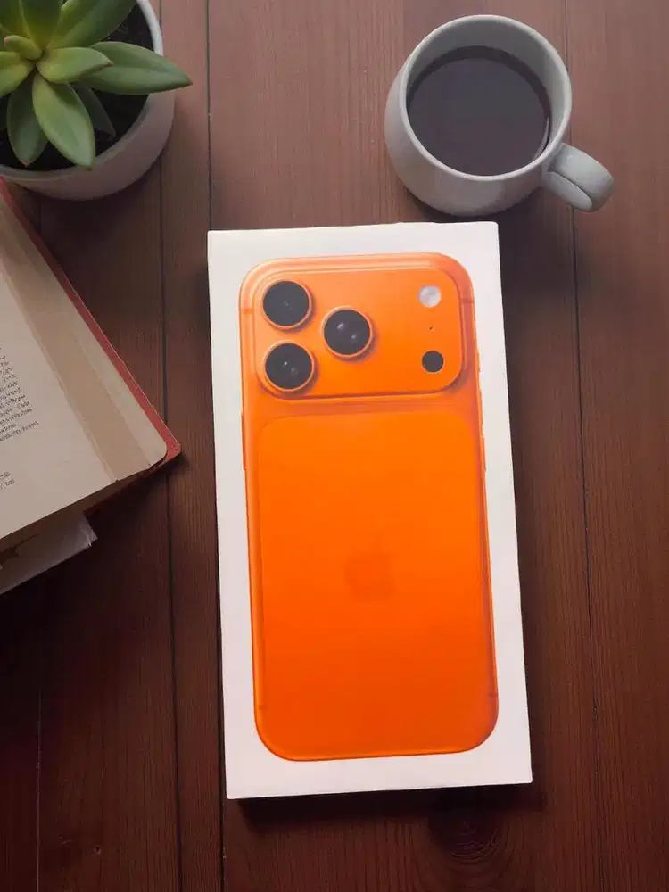 New segel iphone 17 pro 256gb iBox garansi belum aktif