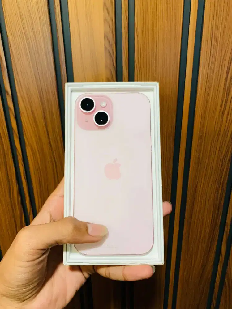 iPhone 15 basic pink 128gb iBox