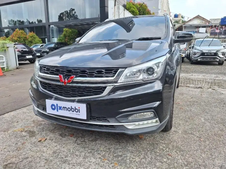 LOW DP Wuling Cortez 1.5S T Lux+ Bensin-AT 2021 TRT