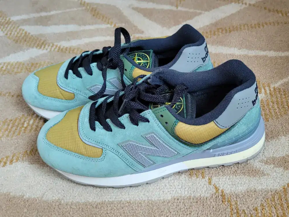 Sepatu New Balance Stone Island No 41.4