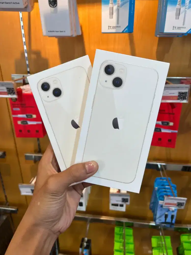 Ready iPhone 13 128 starlight