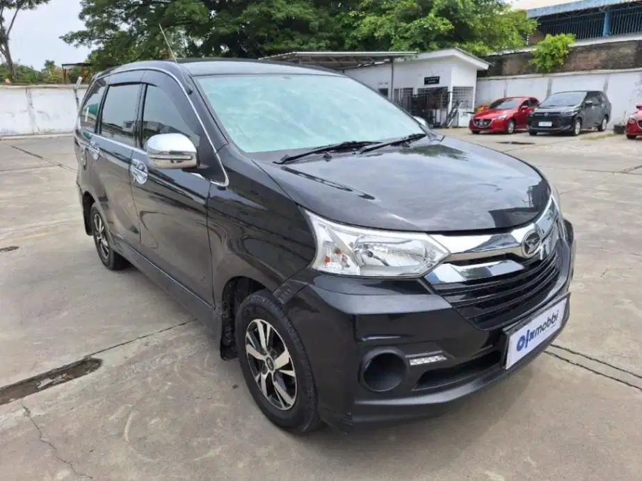 LOW DP Daihatsu Xenia 1.3 R Bensin-AT 2016 KIM