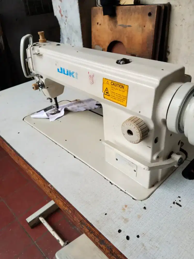 Mesin jahit fullset dinamo