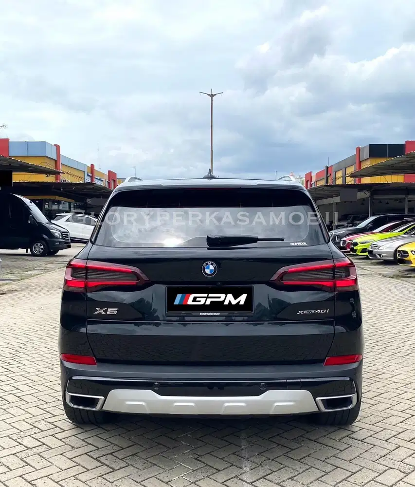 BMW 2021/ 2022 KM 17rb ANTIK