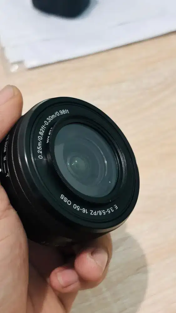 Lensa sony 16-50mm