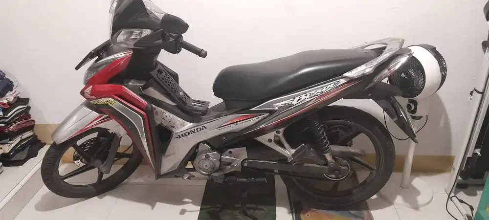 Di jual Honda Blade