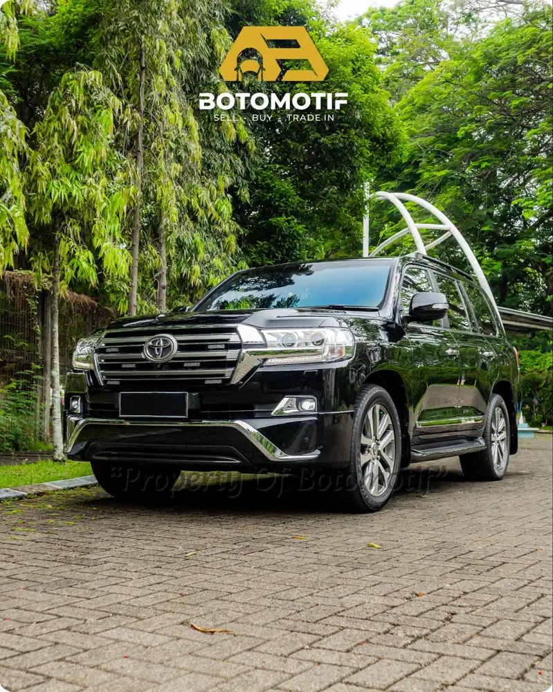 Toyota Land Cruiser 200 VX-R V8 Black 2017