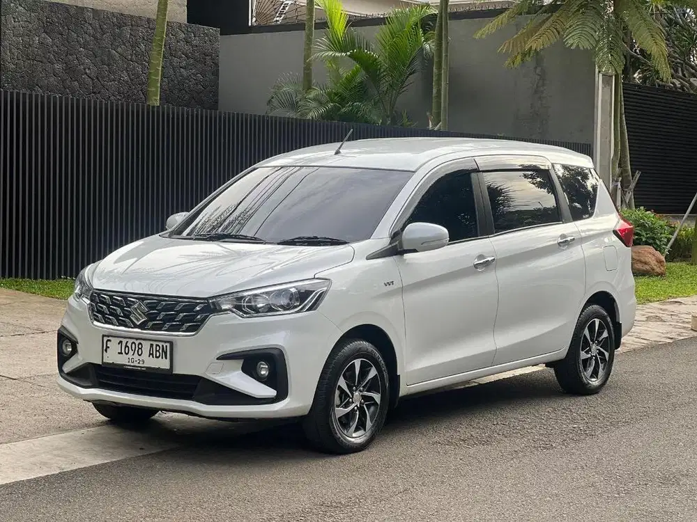 Low KM | Suzuki Ertiga GX Hybrid Metik 2024 Putih