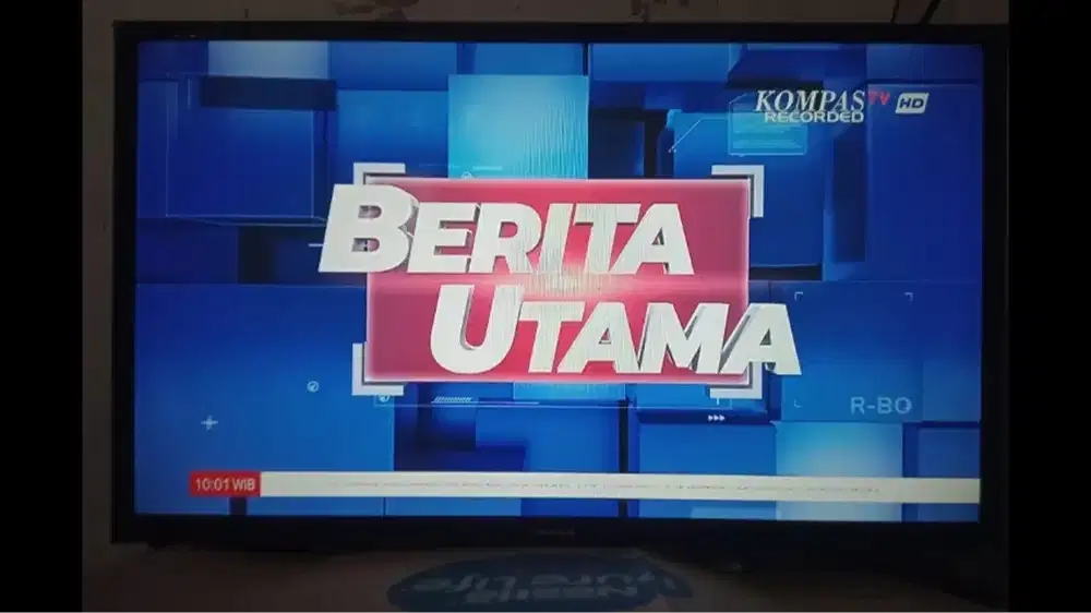 TV LED, Merk SAMSUNG, 32 inci (JUAL CEPAT saja..)