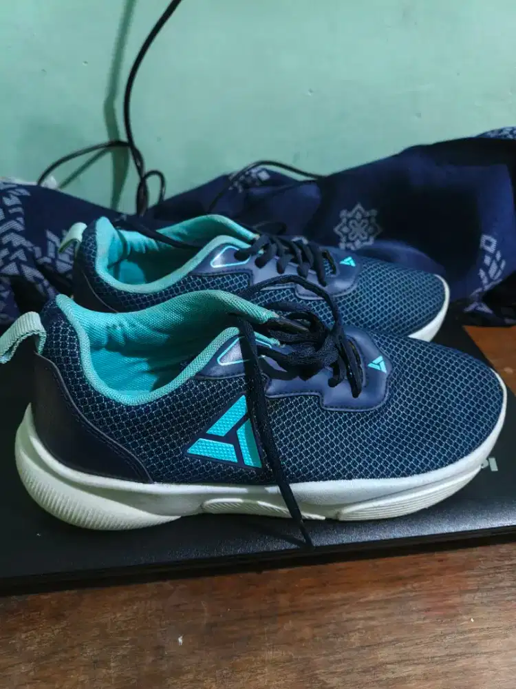 Sepatu Aerostreet Running